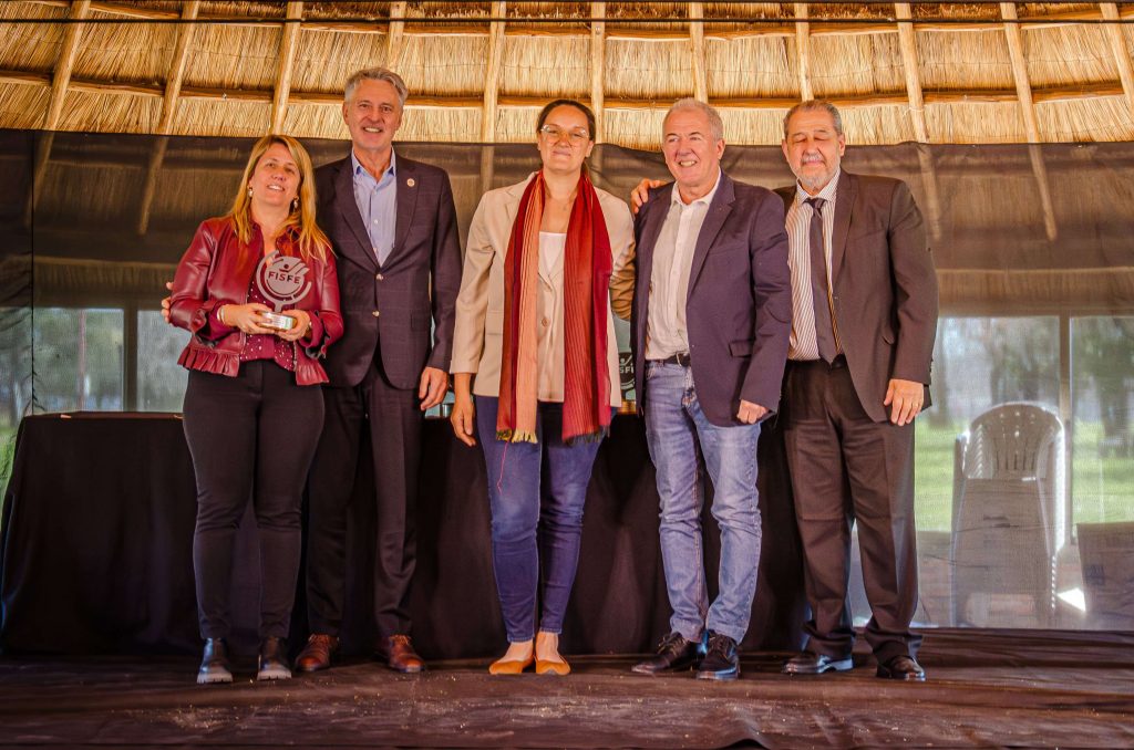 Fundar recibió la Distinción al Mérito Industrial en el Día de la Industria